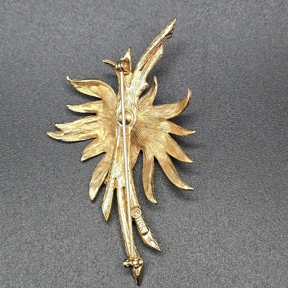 VTG HAR Gold Tone Floral Spray Brooch Rhinestone Cluster Mid Century Flower - Picture 2 of 10